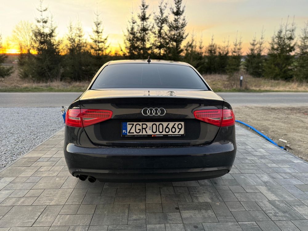 Audi A4 B8 2013r 177km