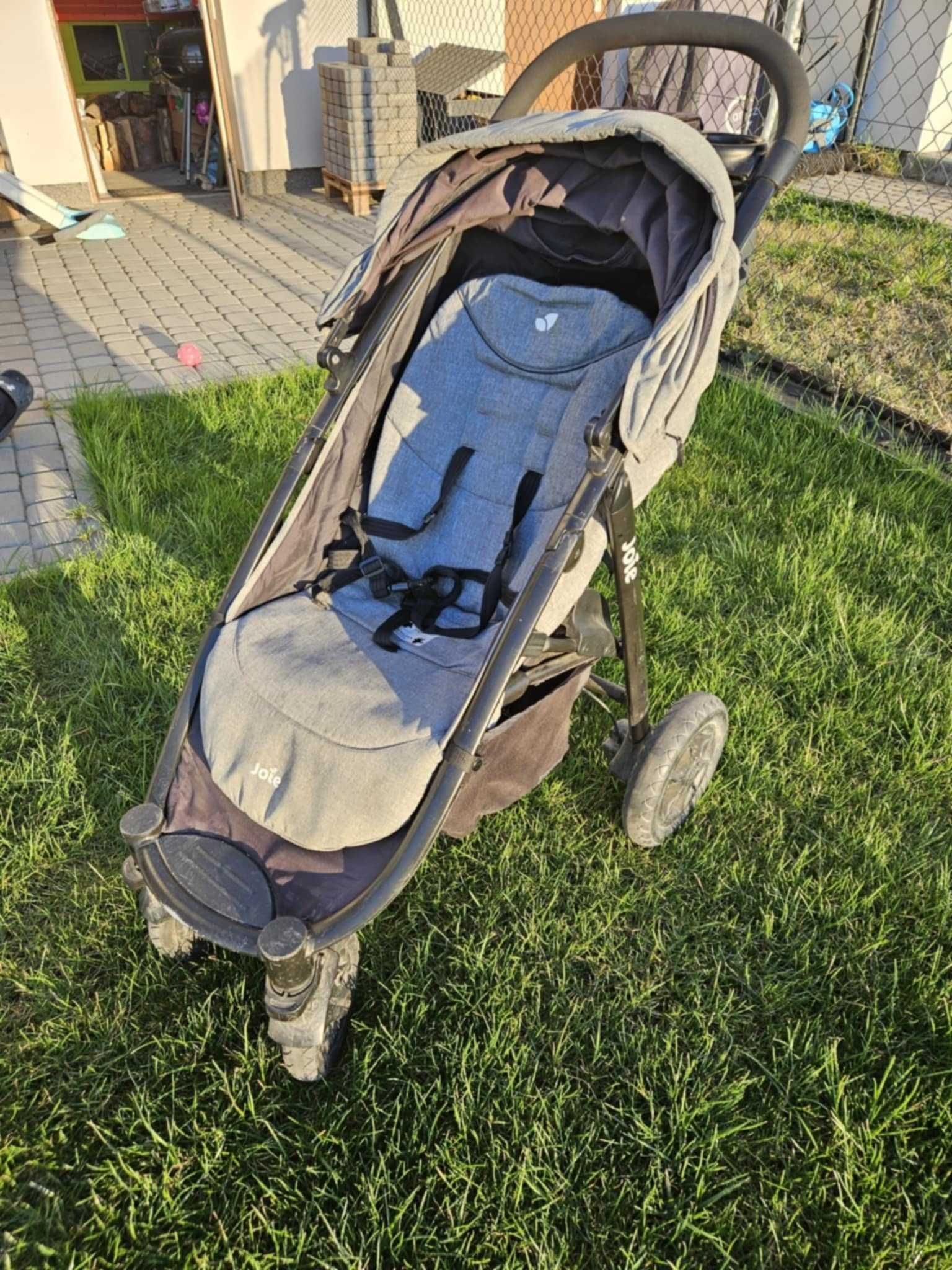 Wózek spacerowy Joie Litetrax 4 pompowane koła