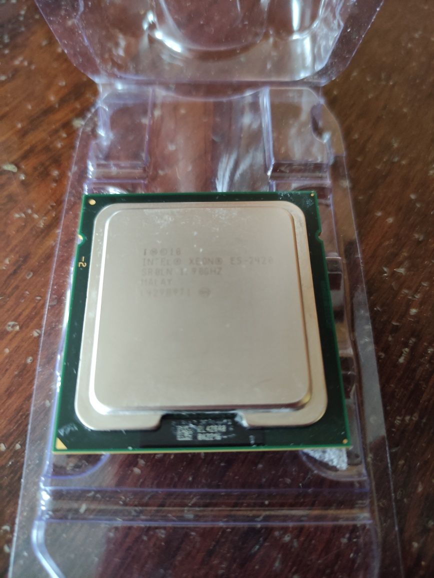 Процесор intel Xeon e5 2420 v1