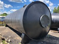 Zbiornik stalowy 50m3 ocieplany na nogach obłożony blachą aluminiową