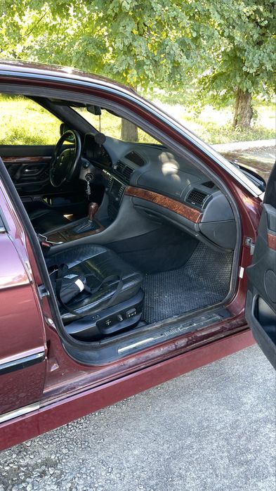 BMW E38 730d 2001