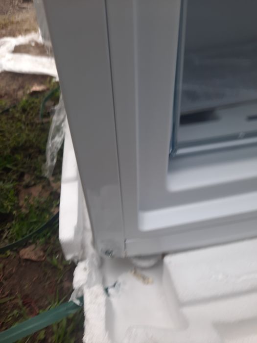 Продам морозильна камеру BEKO