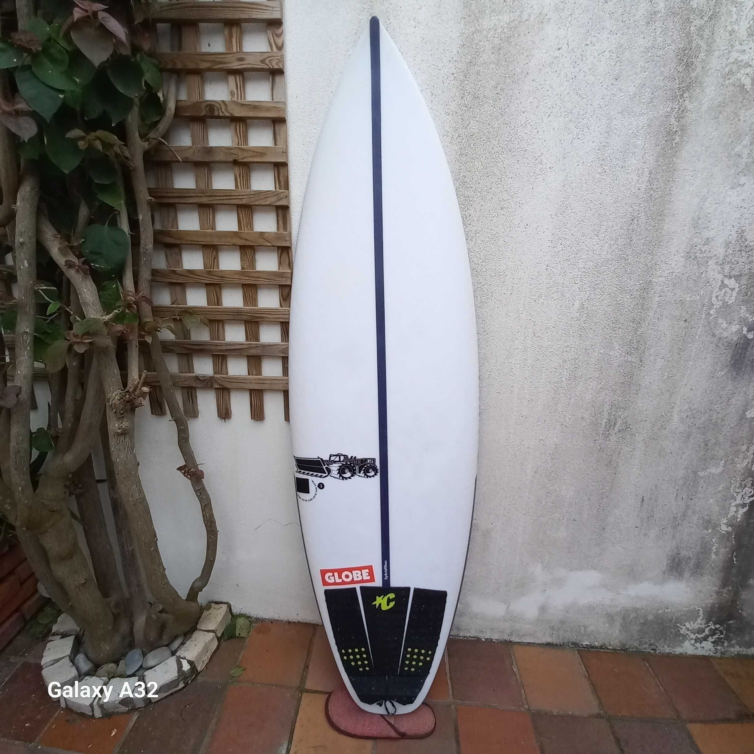 Pranchas de surf JS Industries Hyfi