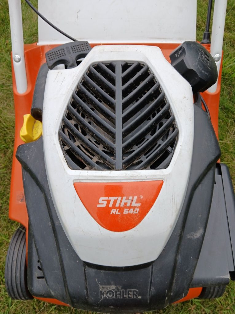 Wertykulator Stihl RL540 + kosz