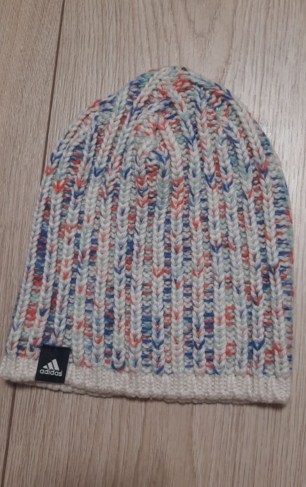 Шапка весняна - осінь для дівчинки