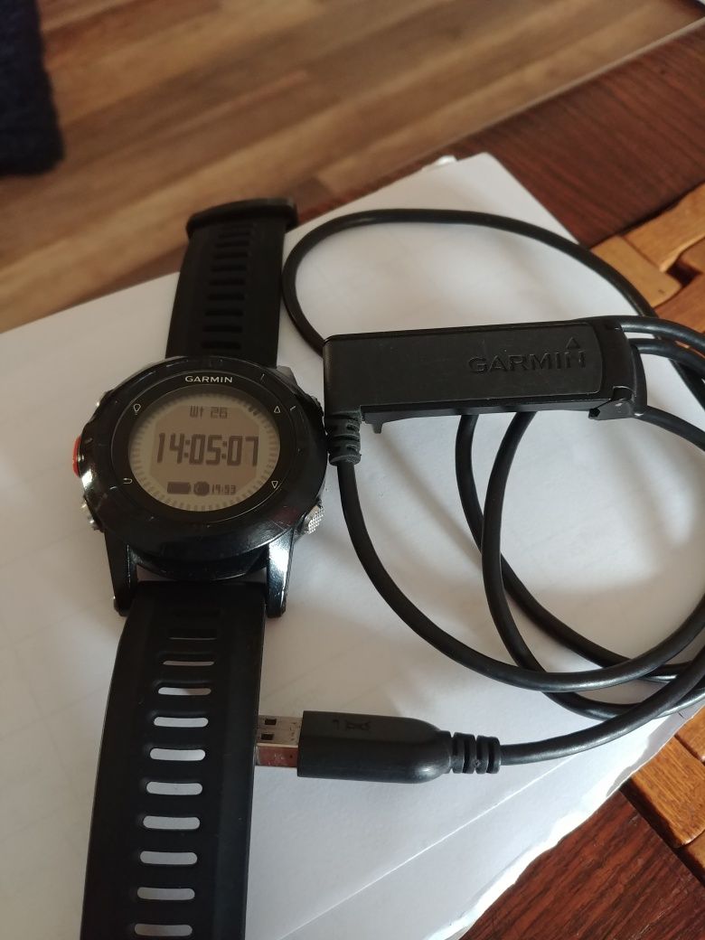 Sprzedam Garmin Fenix GPS Watch