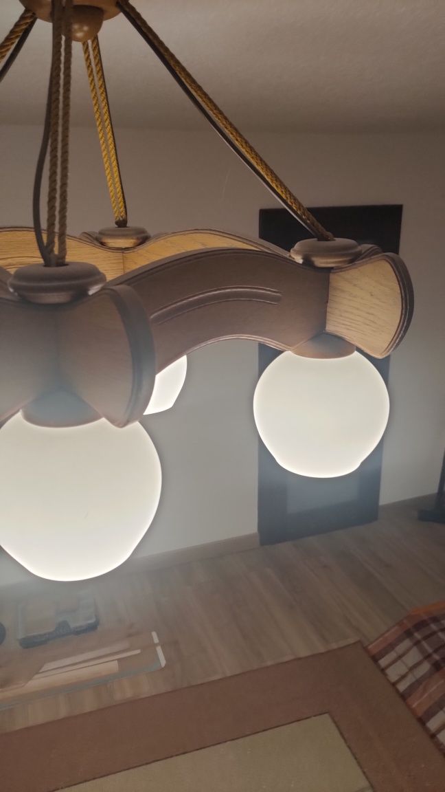 Żyrandol lampa dębowy 4 żarowki