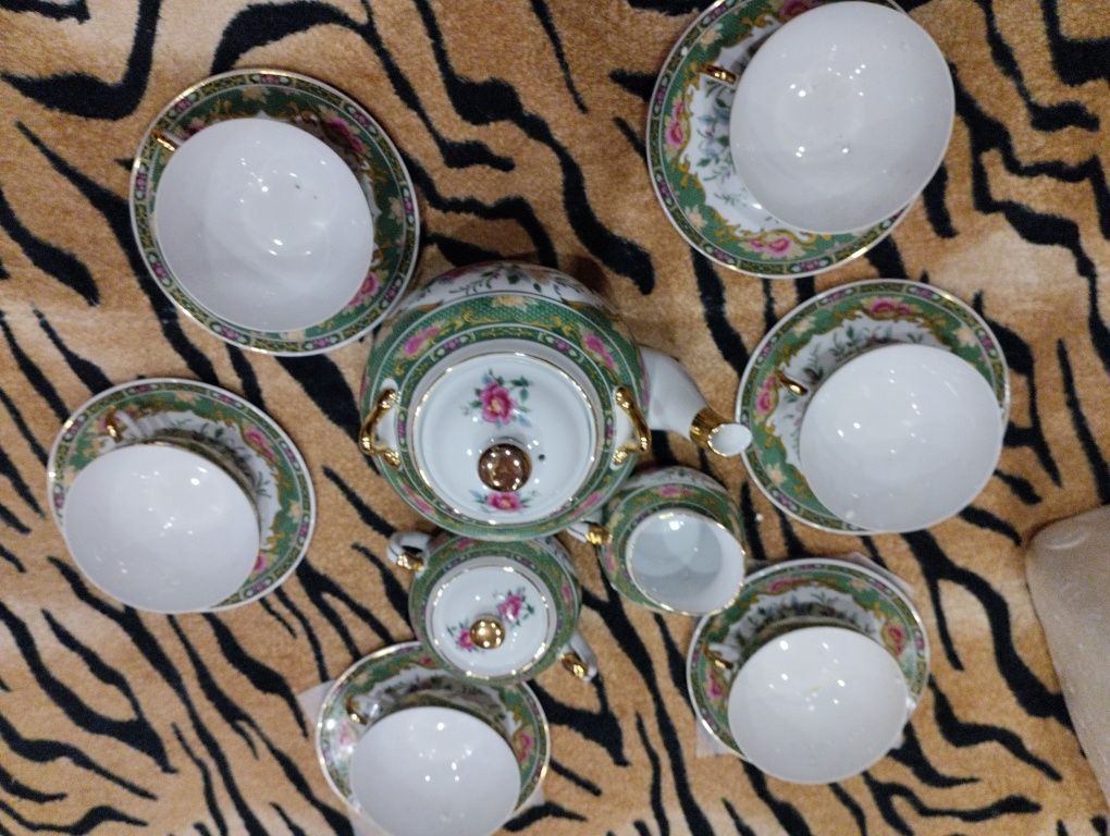 Чайный  китайский сервиз. Фарфоровый