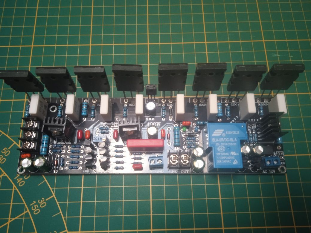 Wzmacniacz mocy 400W