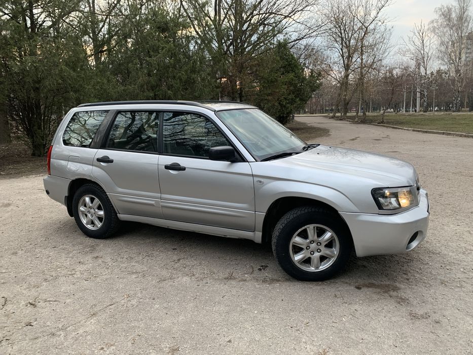 Subaru Forester SG5 2.0 атмосферный, коробка автомат