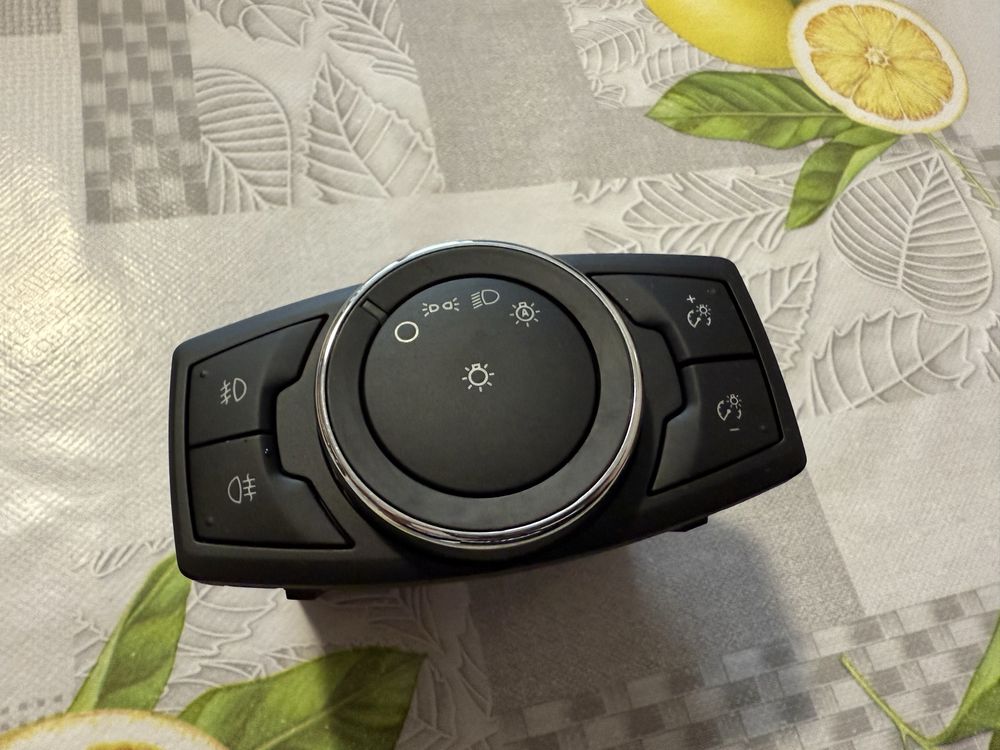 Włącznik świateł FORD MUSTANG MK6 2017- MONDEO MK5 2014- RANGER 2015-