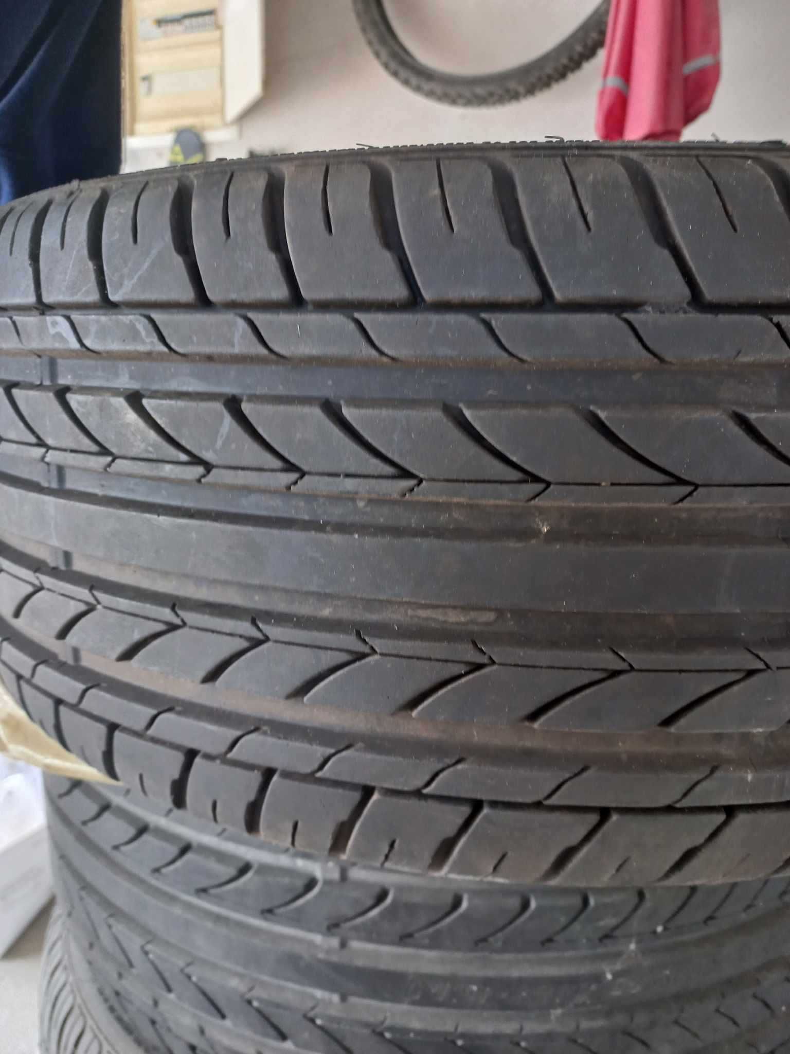 opony letnie 235/40R17 90V