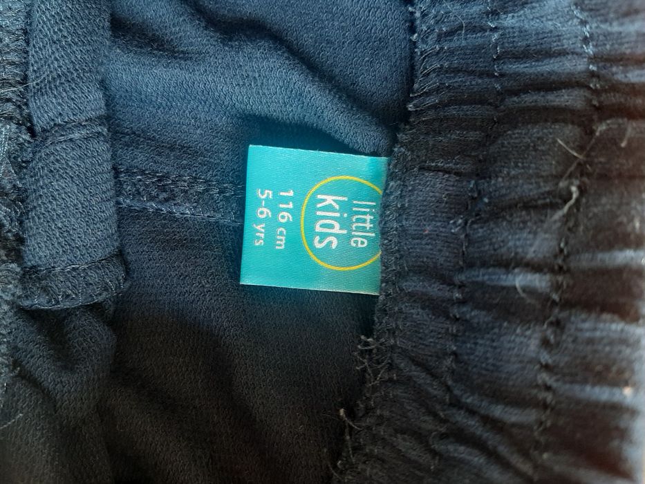 Bojówki dresowe granat rozm.116