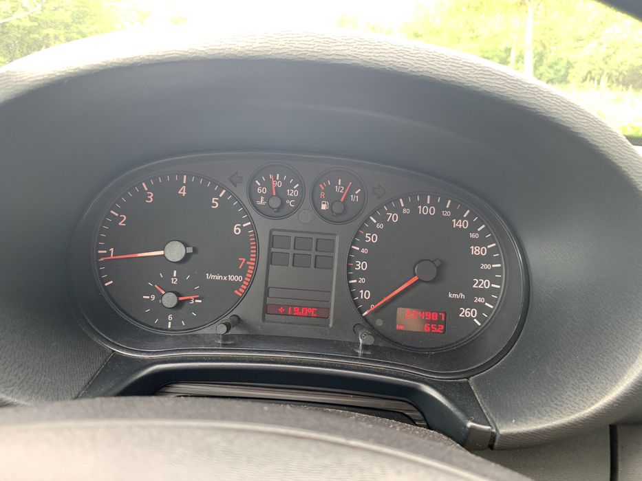 AUDI A3 1.8 125 к.с.