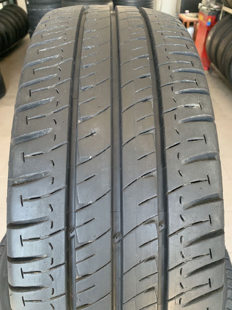 Комплект літніх шин 235/65/16с 115/113R Michelin AGILIS