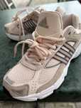 Оригінальні кросівки Adidas