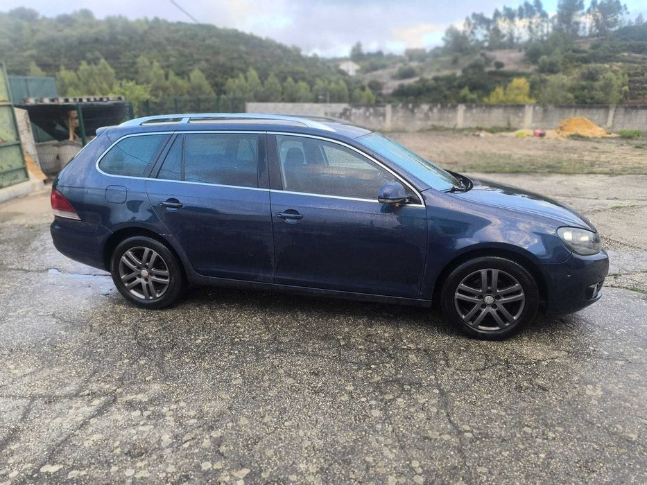 VW Golf Variant 1.6 TDI 105CV