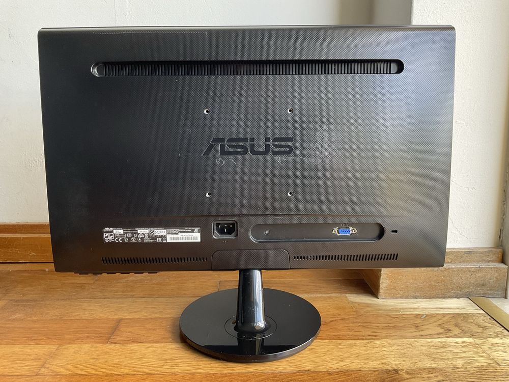 Monitor LED Full HD 22” ASUS VS228DE