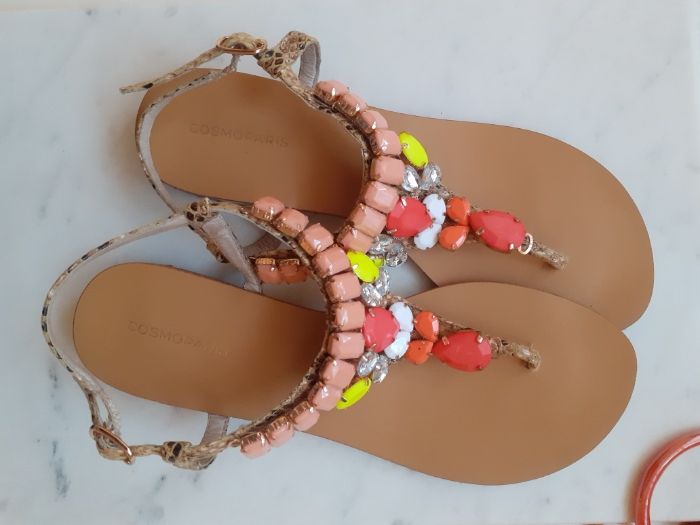 Cosmoparis Biżuteryjne skóra sandały z kryształkami style Saint-Tropez