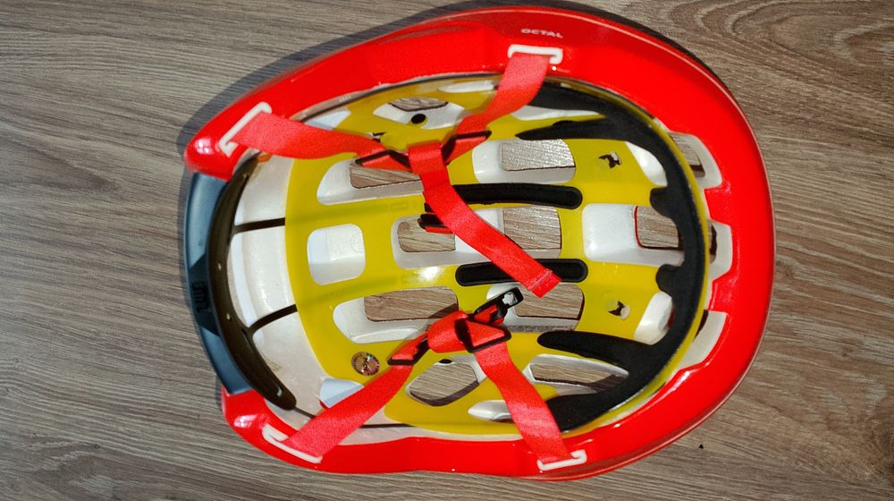 Kask rowerowy firmy poc