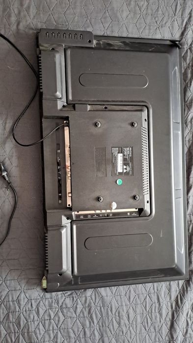 Телевізор Elenberg