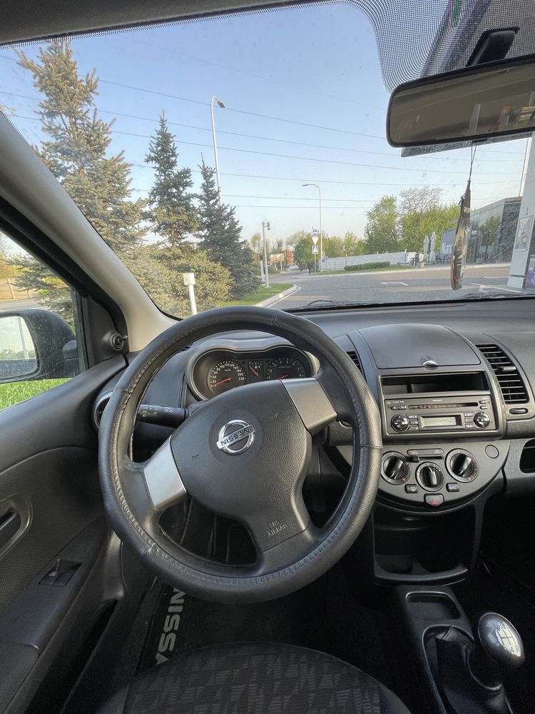 Продам Nissan Note