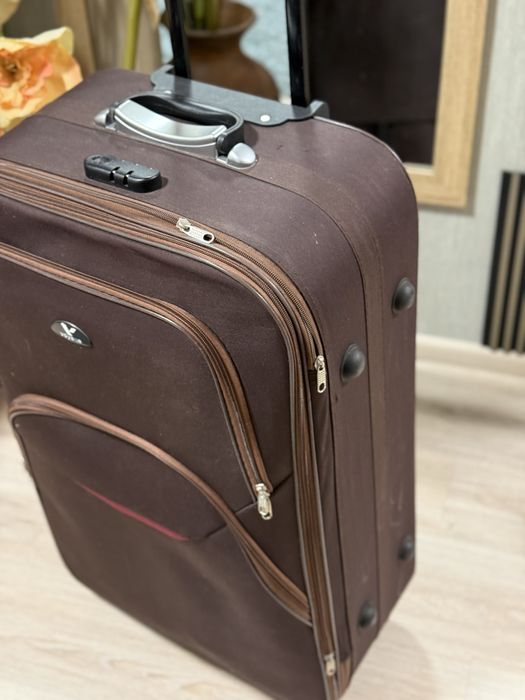 Велика валіза для подорожей, недорого