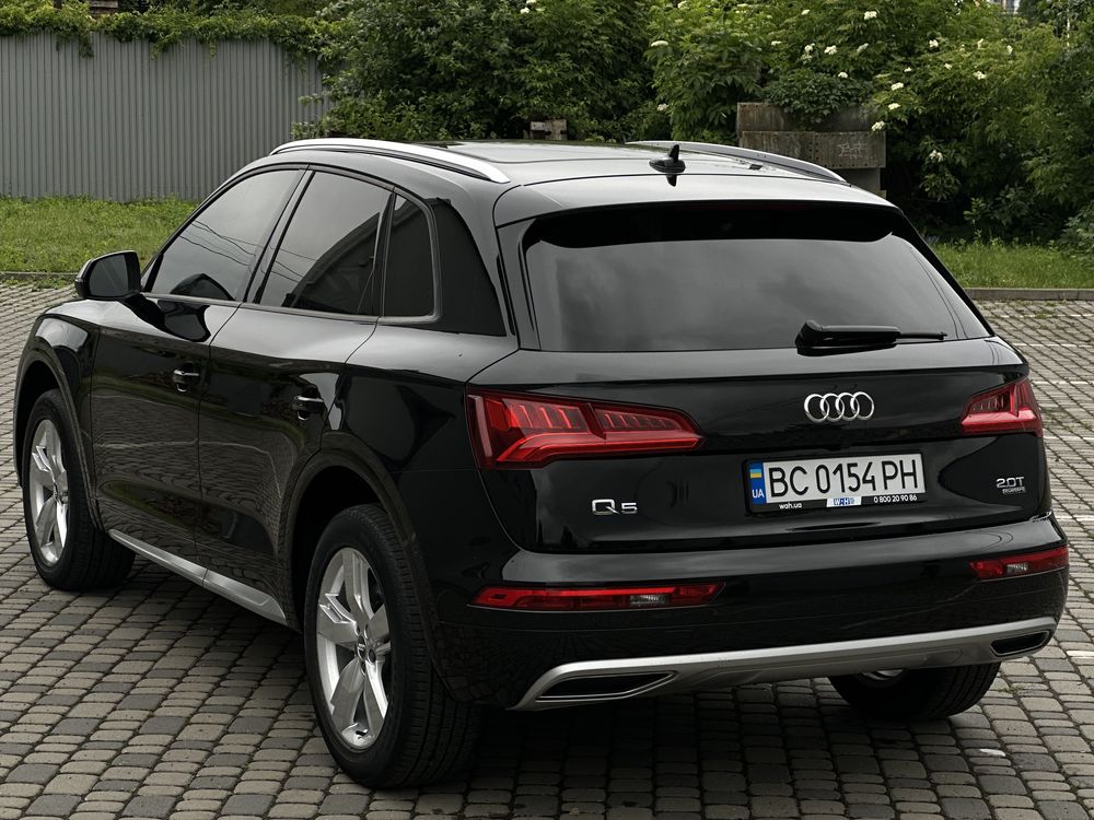 Audi Q5 , 2017 року ! В дуже хорошому стані ! Quattro!