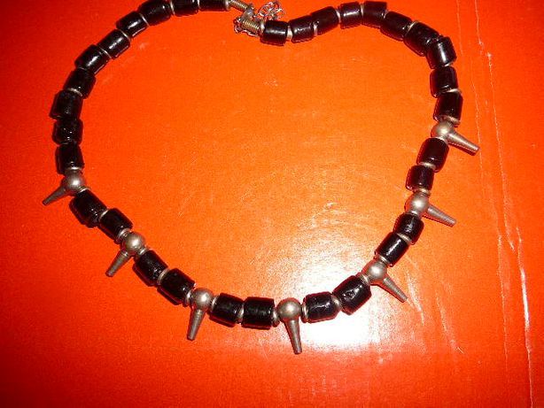 zestaw :pierścionek ,naszyjnik z kolcami  ,broszka, bransoletka PRL