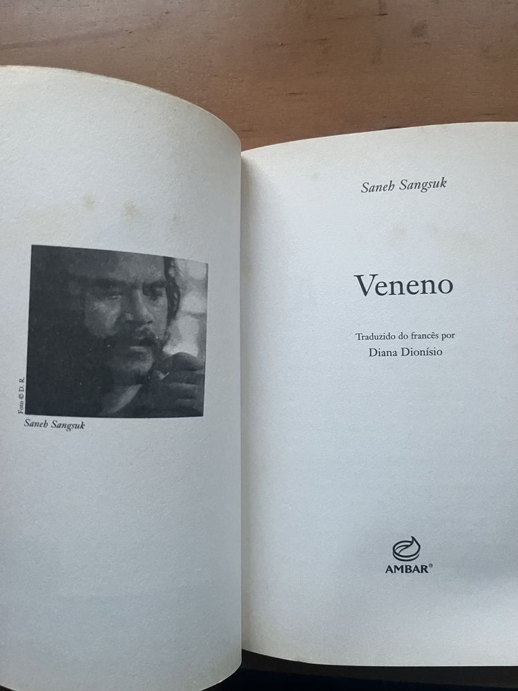 Livro ficção veneno