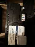Akumulator Volvo w dobrym stanie AGM Technology 12V 80 Ah 800 CCA (EN)