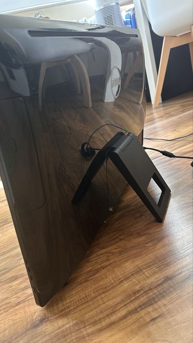 Komputer DELL AiO / wszystko w jednym / Windows 11H / 500GB SSD / 8GB