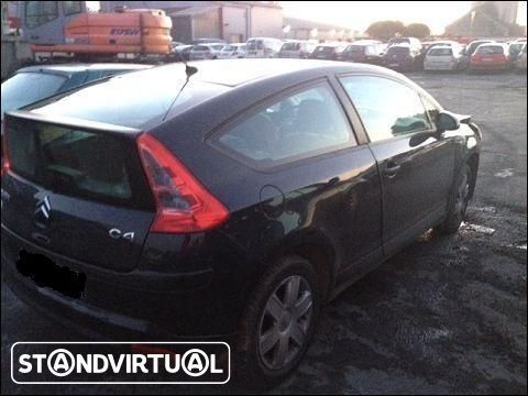 Citroen C4 Coupé de 2007 para peças