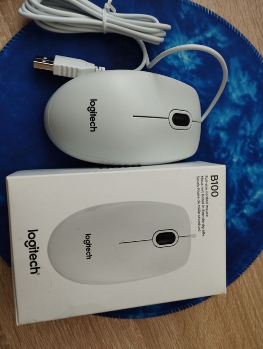 мишка logitech b100