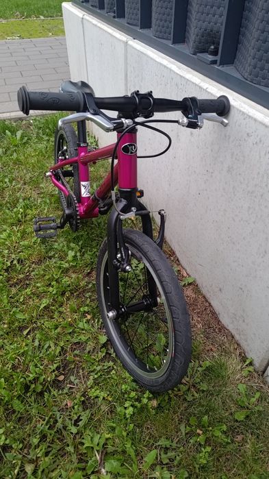 Rower dziecięcy Kubikes 16L - bardzo lekki, stan bardzo dobry!