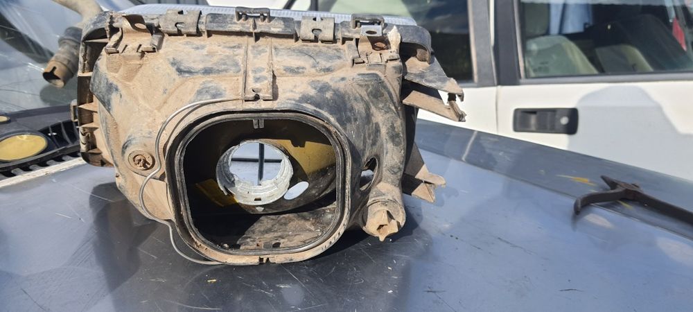 Фара оптика аскона передні решотка opel ascona