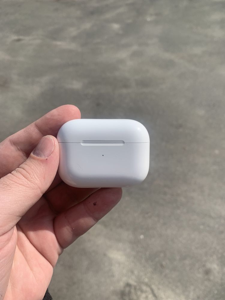 Кейс AirPods Pro A2190