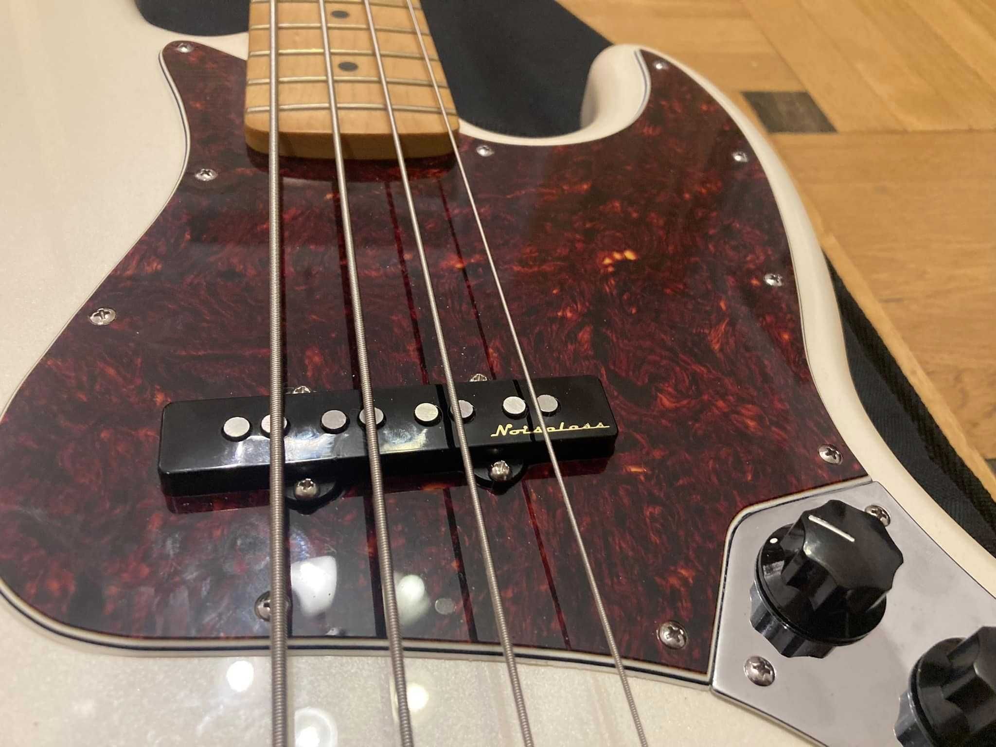 Fender Jazz Bass Player Plus MN Olympic Pearl