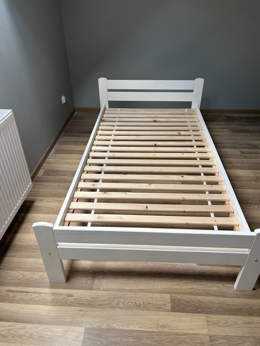 Łóżko 100 x 200 cm