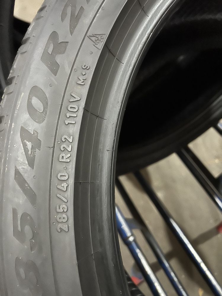 285/40/22 R22 Pirelli Scorpion Winter 4шт зима