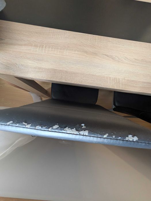 Mesa de jantar com 4 cadeiras