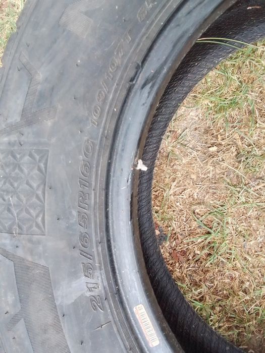 Opona wielosezonowa 215/65r16C NEXEN 2021r