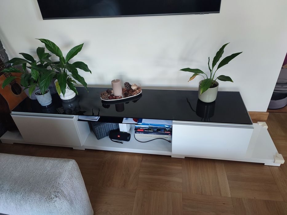 Szafka RTV z dwiema szufladami + szafka wisząca z półkami na wino