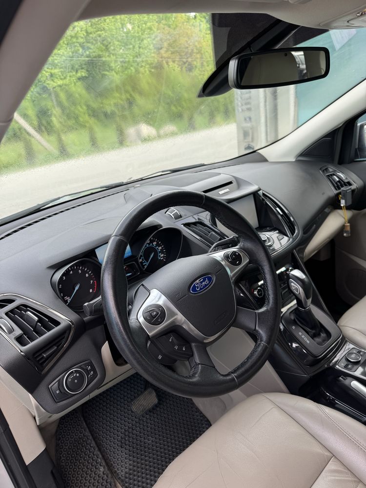 Ford Escape 2015 Titanium