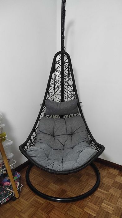Cadeira ovo suspensa