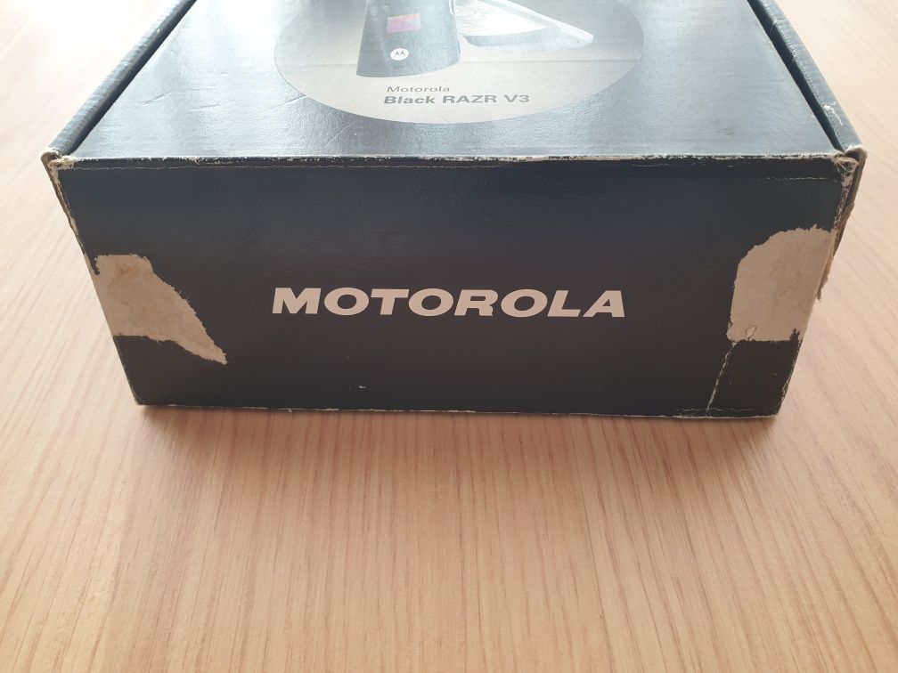 Motorola V3 em caixa