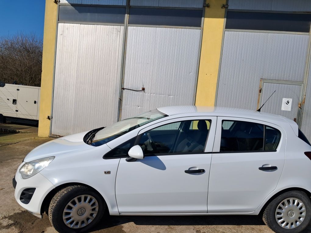 Opel corsa 1.4 benzyna