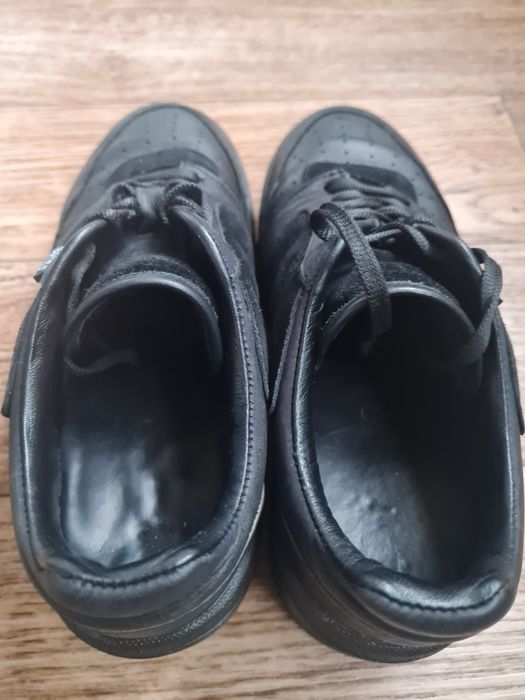 Кросівки жіночі шкіряні Estro, р.38