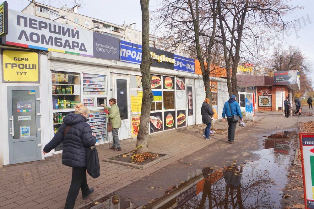Шаурма або інше в невеличкому приміщенні на Салтівці оренда Харків