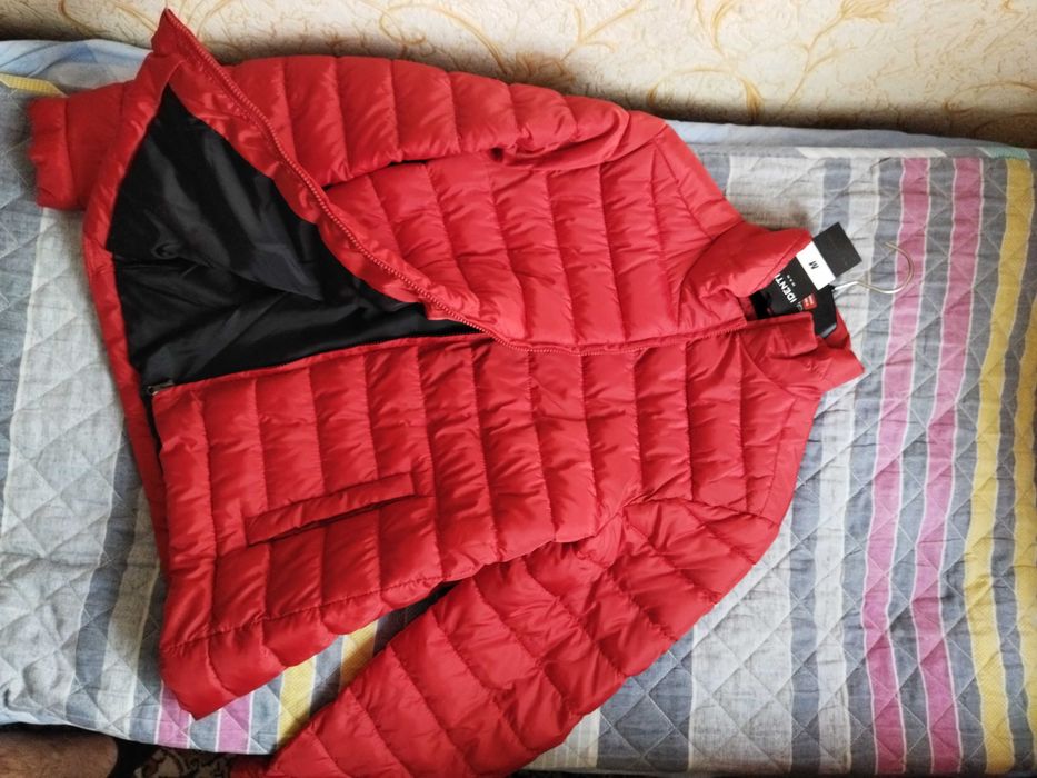 Куртка красная Made in England 50р Деми Отправка НП